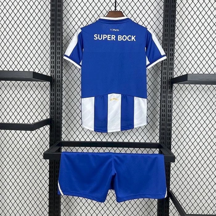 Porto Home kit 25/26 (criança)