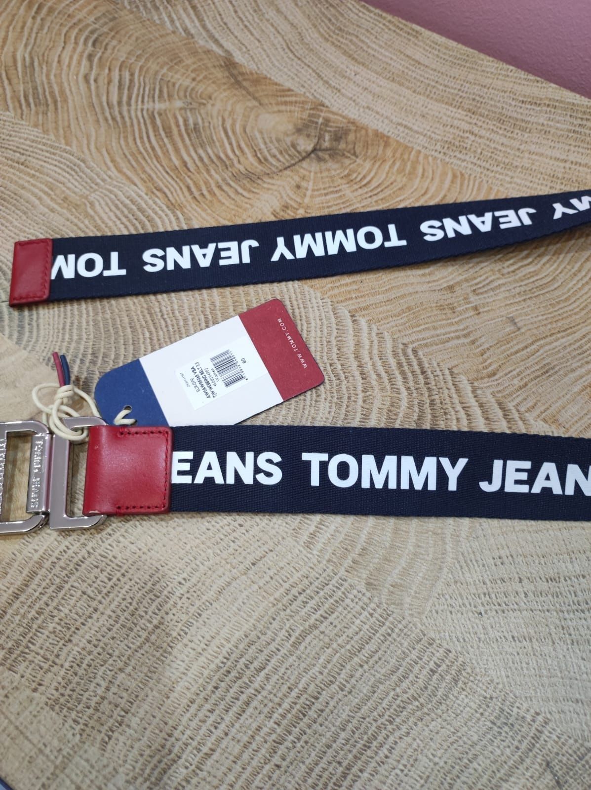 Nowy granatowe pasek Tommy Hilfiger z napisami oryginalny materiałowy