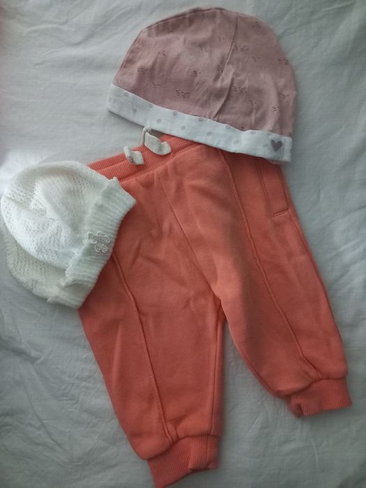 Віддам пакет одягу для дівчинки 0-3міс