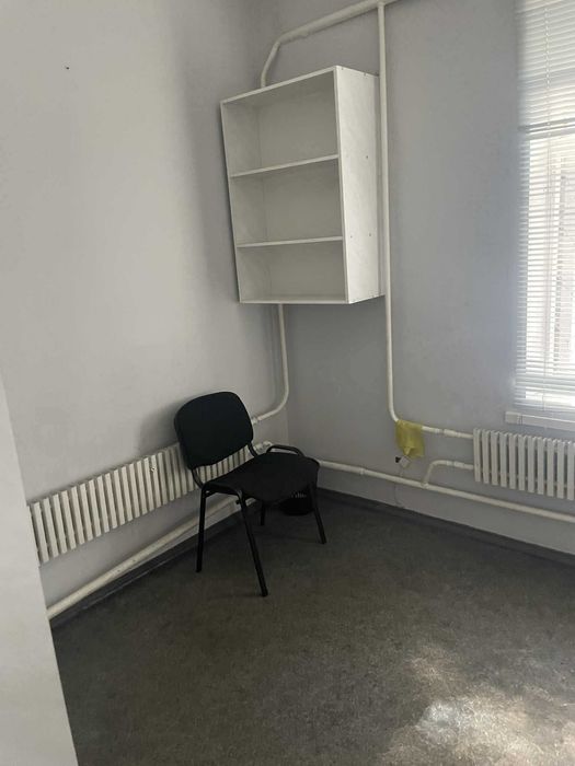 Оренда офіса 19/14/8 м2 в Чернігові р-н РАЦС/ВАЛ.