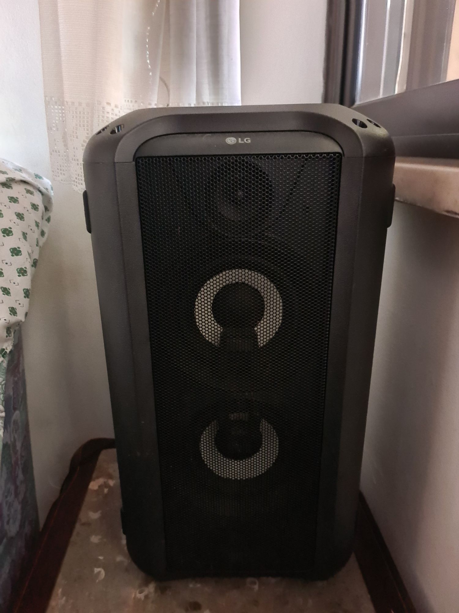 Coluna LG Amplificada  XBoom