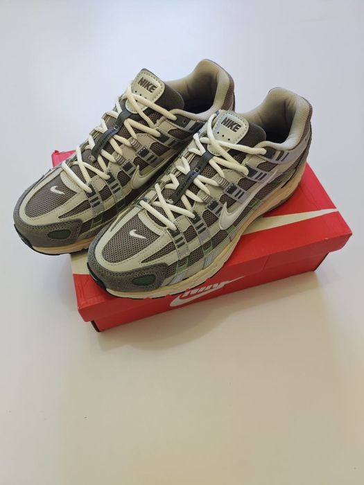 Кросівки Nike P-6000