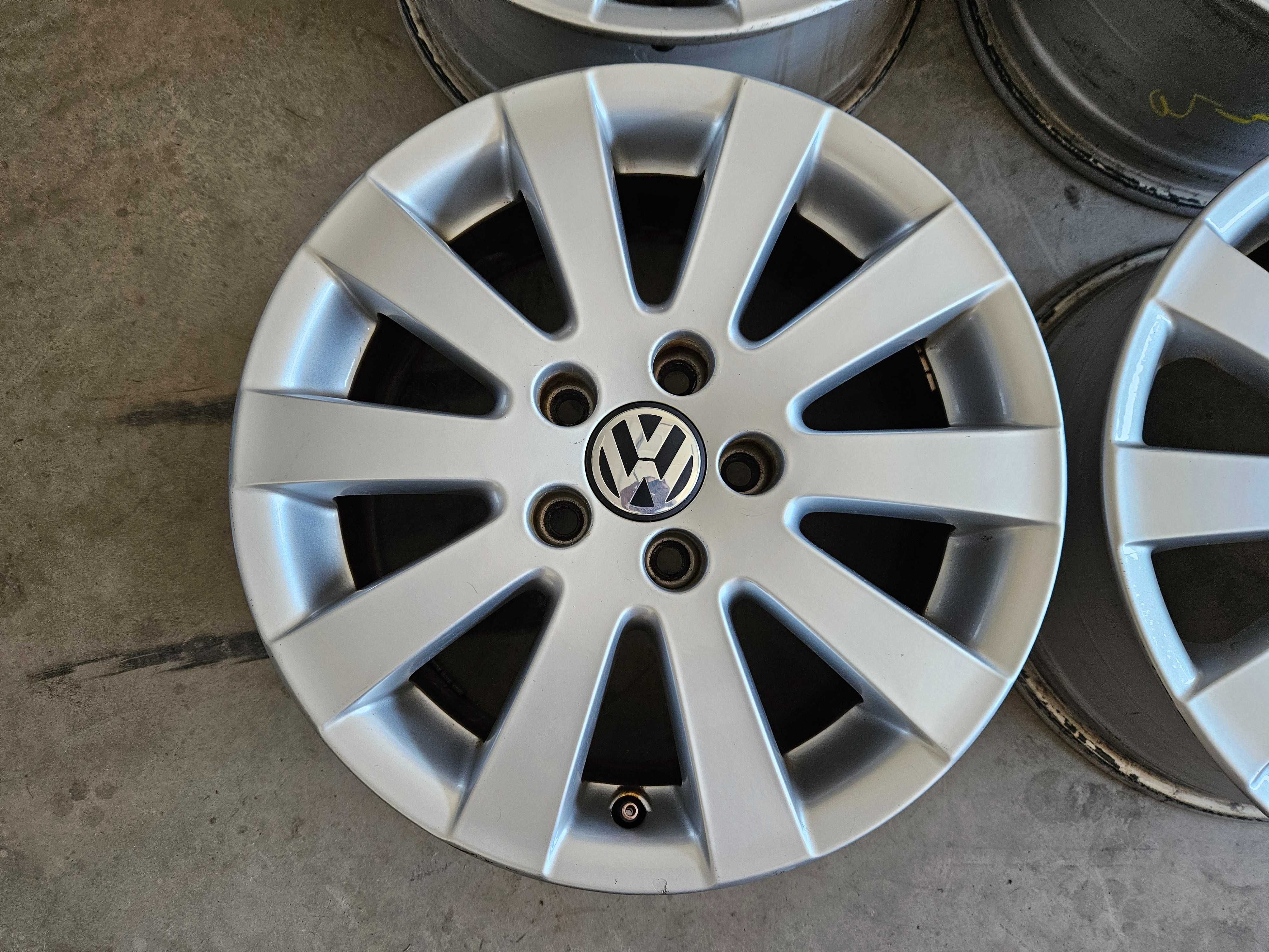 Alufelgi 16" VW Golf VII plus Passat b6 b7 b8 Jetta Caddy Touran 5x112