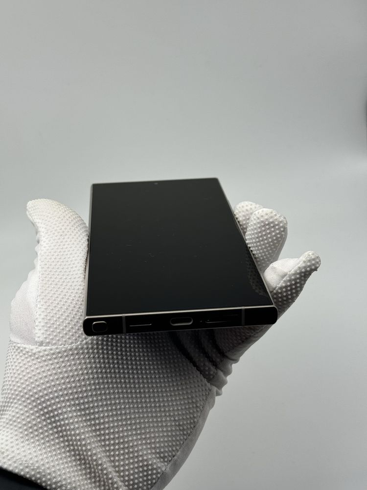 Найкрутіший Смартфон Samsung Galaxy S24 Ultra 12/256GB Titanium