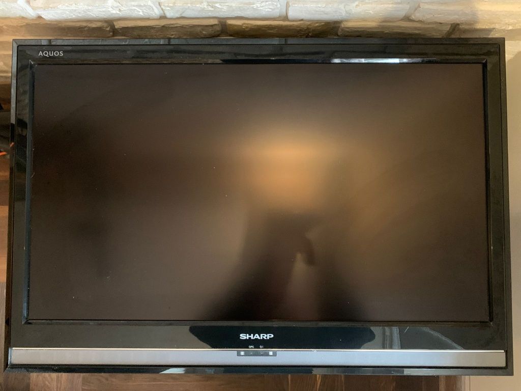 Sprzedam TV SHARP AQUOS  32" LCD  stan BDB