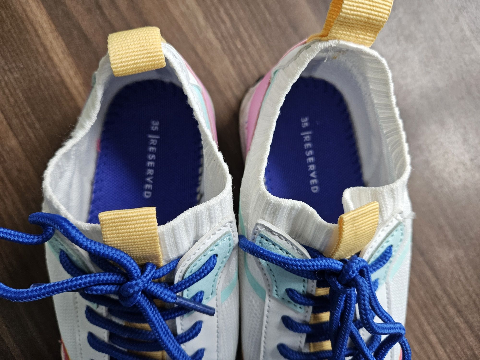 Buty Reserved roz 35, siateczka stan bdb!
