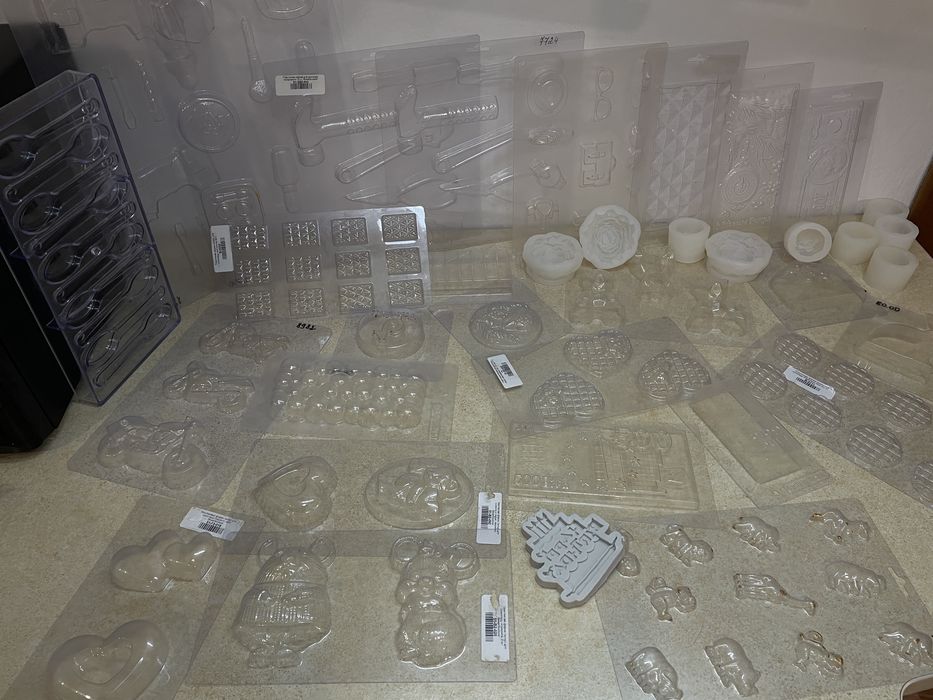 Форми для шоколаду