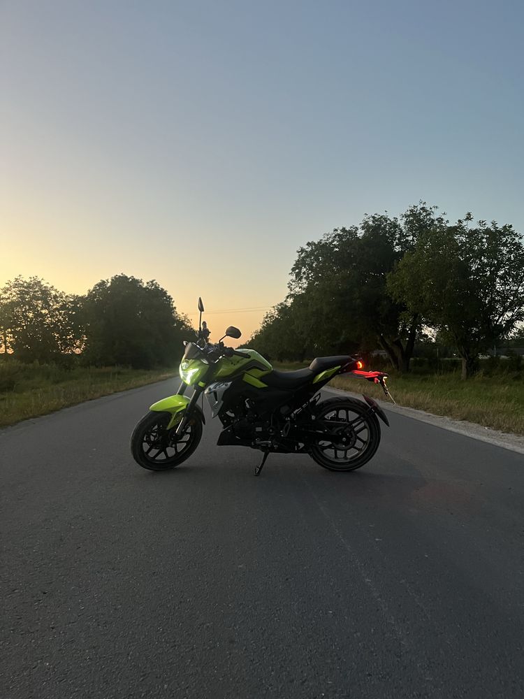 Продам Lifan SR220