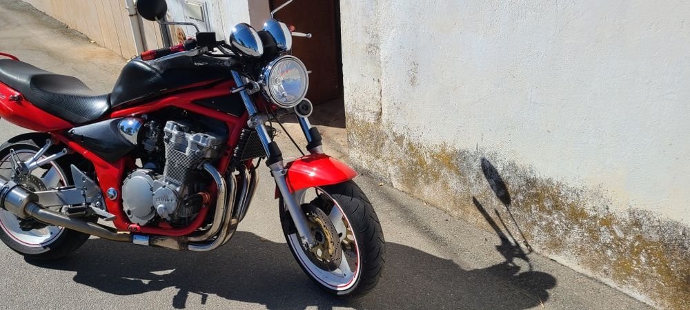 Suzuki bandit 600 MK2 de 2001 vendo ou troco