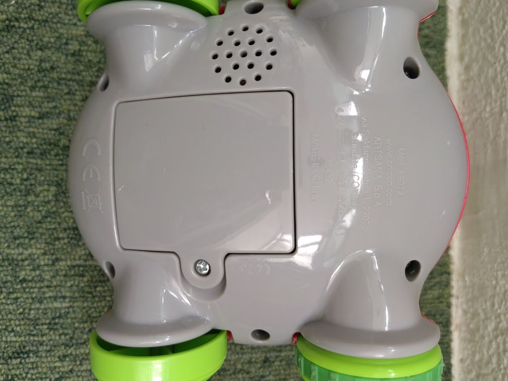 Joaninha, Chicco Go Go Friends Pop-a-Ladybird