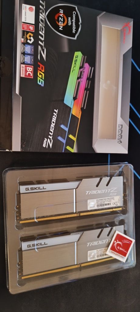 Memórias ram DDR 4 G.Skill TridentZ RGB 3200Mhz CL16  - 16GB (2x8GB)