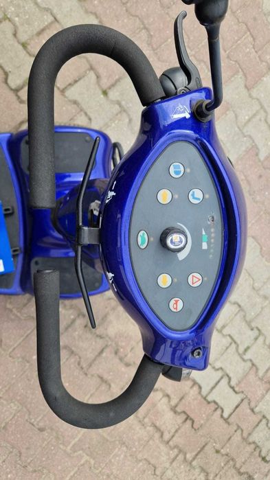 Skuter wózek inwalidzki elektryczny dla seniorów INVACARE + ŁADOWARKA