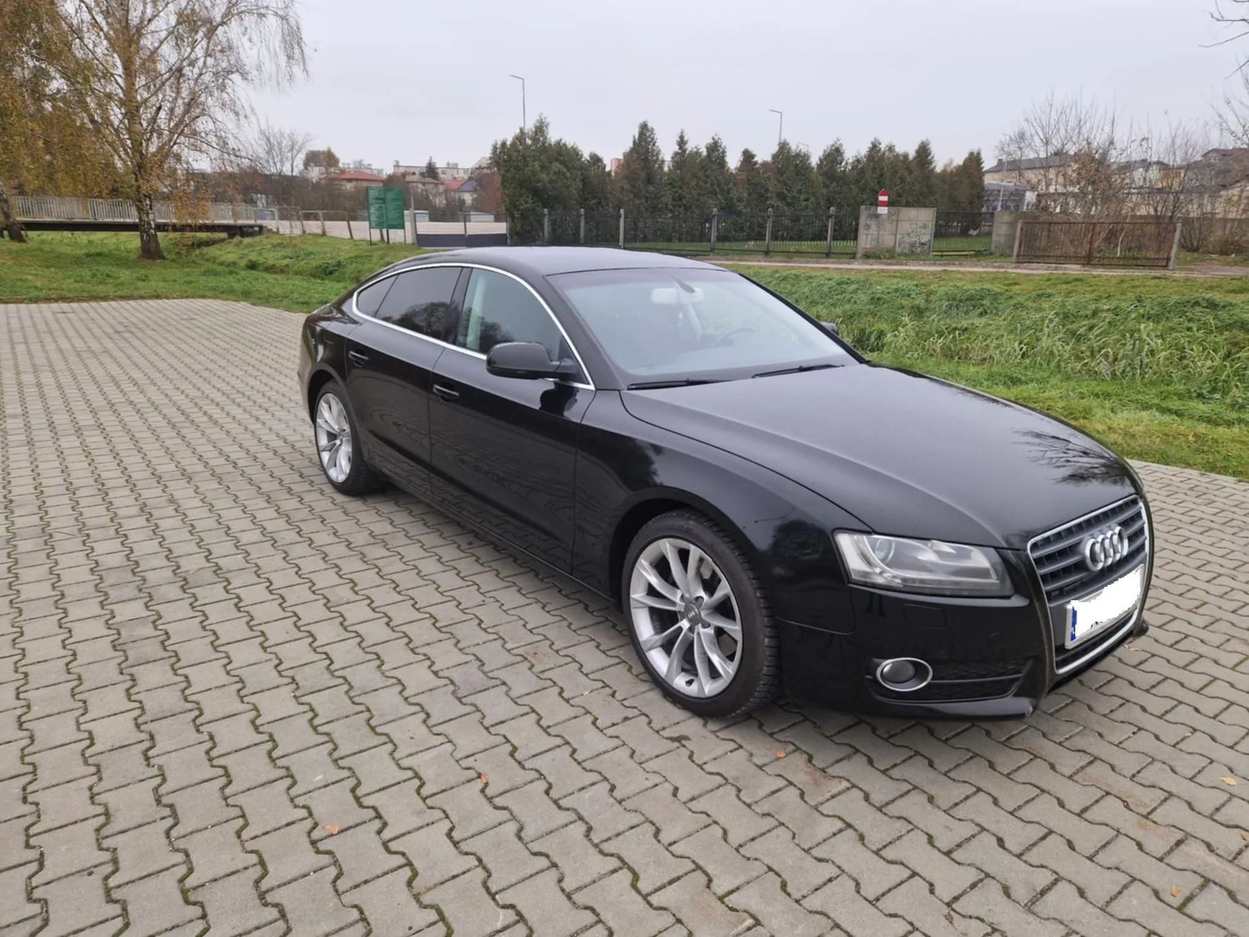 Audi A5 AUDI A5 2011r. 2.0 TFSI