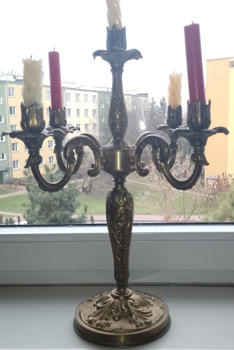 Świecznik 5ram.  Świecznik 3ram. i coś jeszcze.