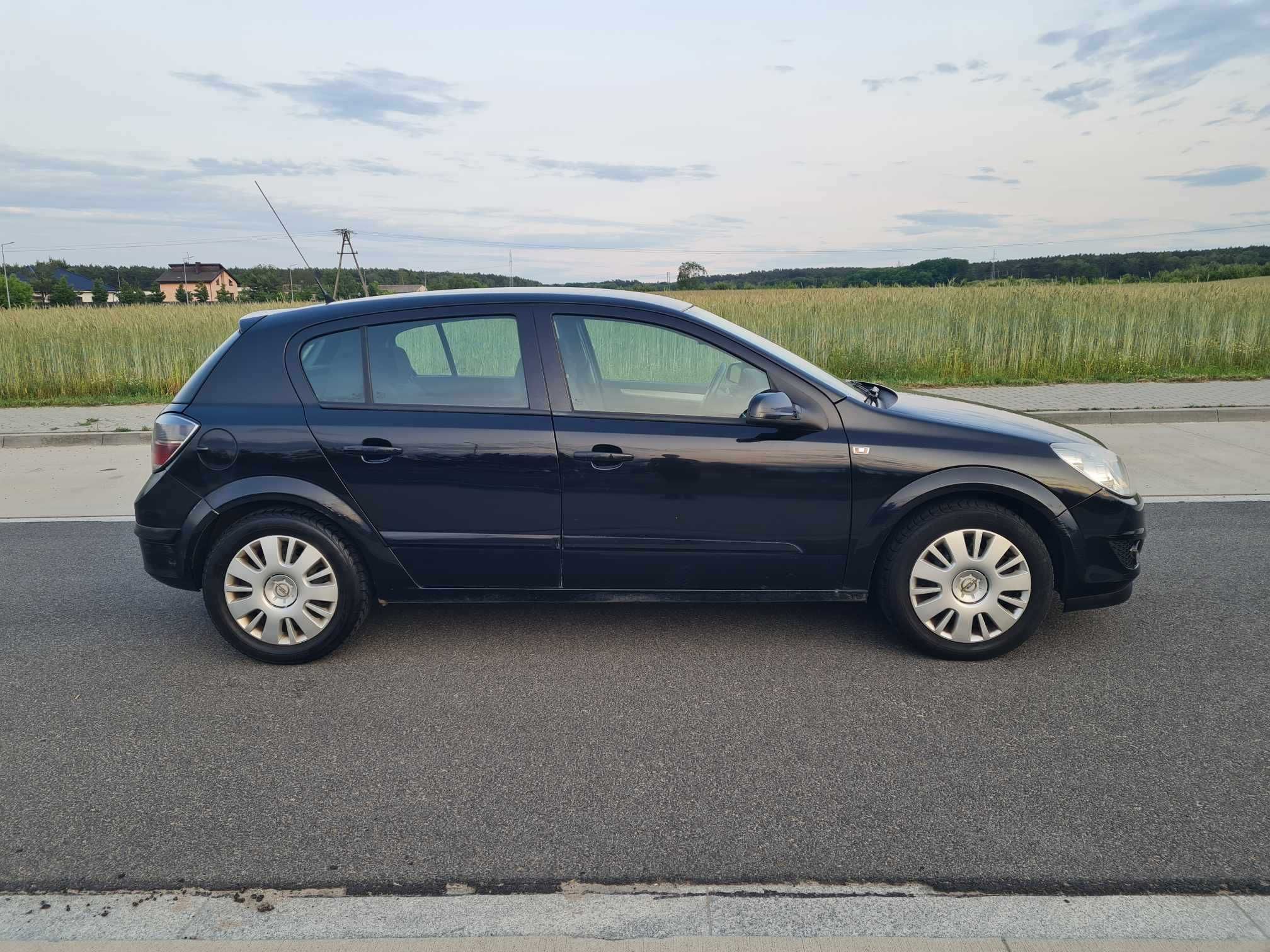 Opel astra h lift automat 1.9cdti 120km hatchback