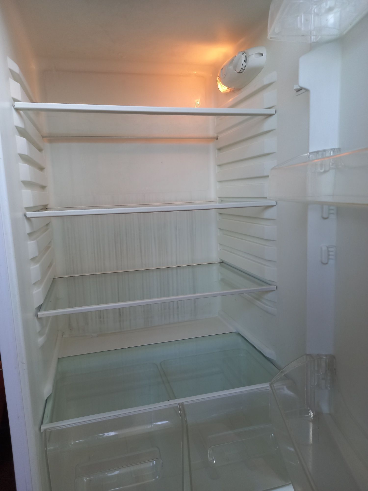 Frigorífico "Muito Bom estado"