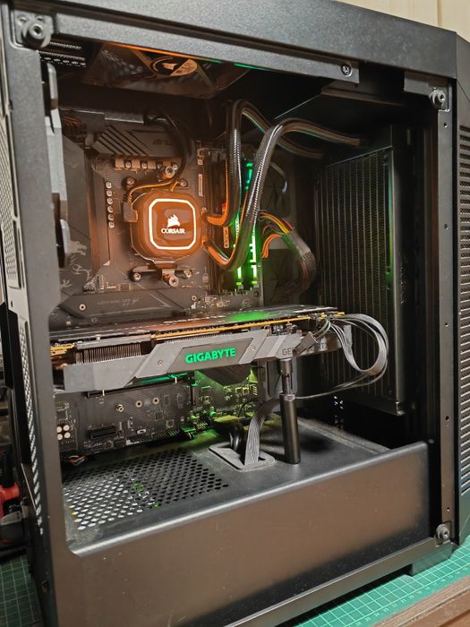 Setup *completo*  Ryzen 5 5600x RTX 2070 Super Asus 165 Hz