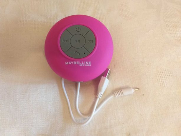Беспроводная портативная Bluetooth колонка Maybelline New York
