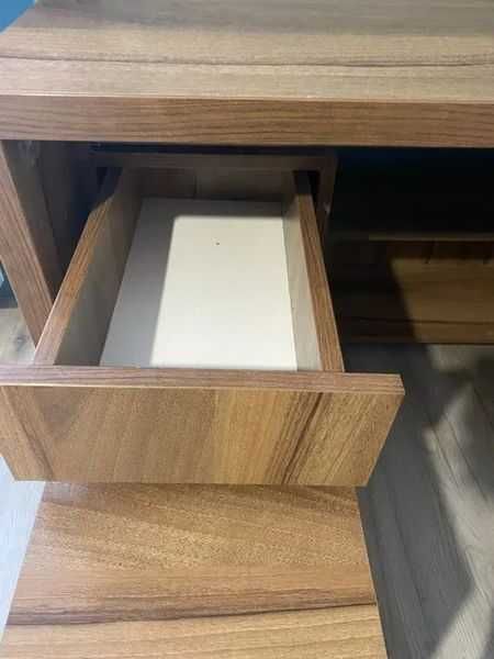 Biurko komputerowe z LED
