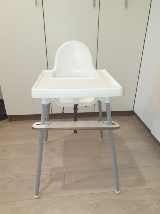 Krzesełko do karmienia antilop z podnóżkiem