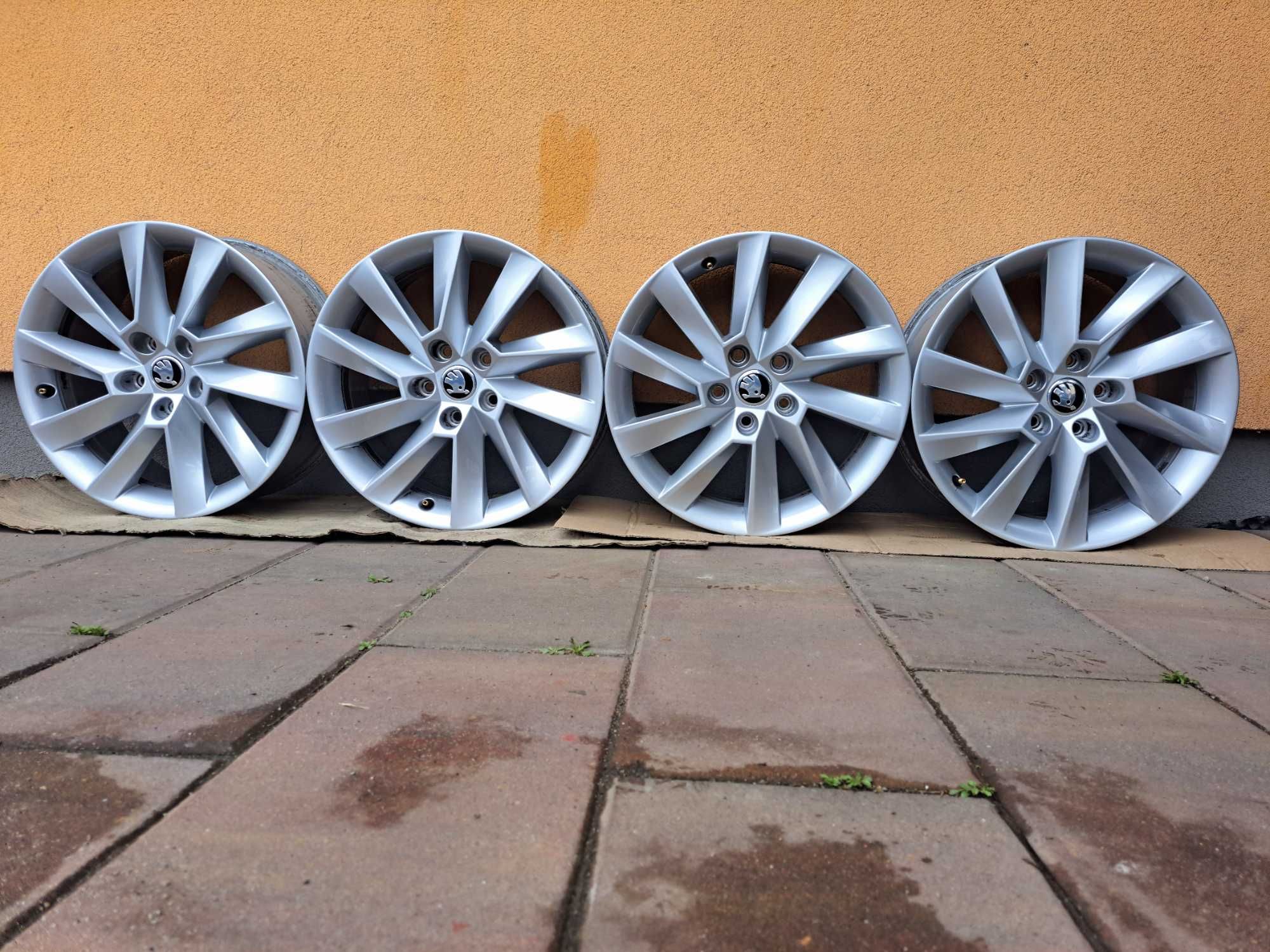 Alu Felgi Aluminiowe 5x112 17" Skoda Koroq Kodiaq Octavia Superb Yeti