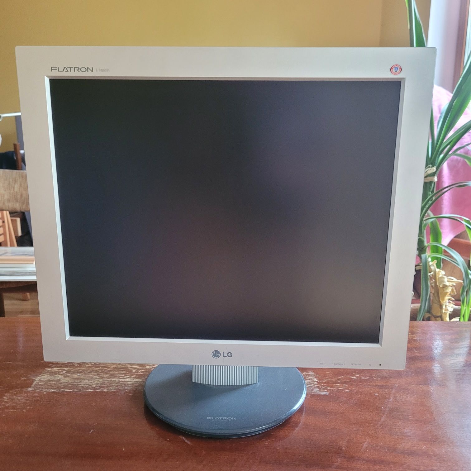 Monitor LG Flatron L1930S vintage
