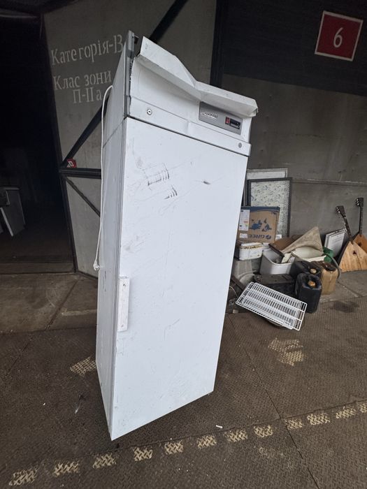 Продам холодильники