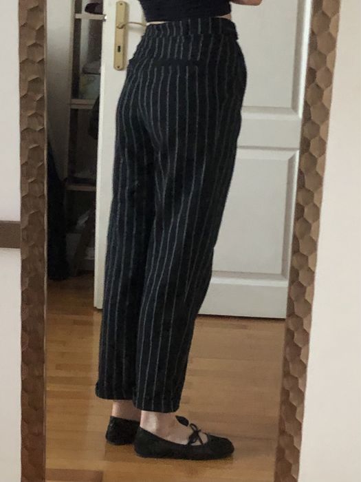Spodnie w paski eleganckie dla niskich 34 pull & bear garniturowe