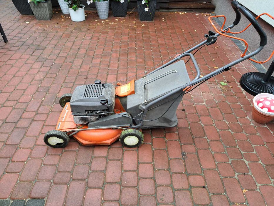 Kosiarka  spalinowa husqvarna 46s z napędem