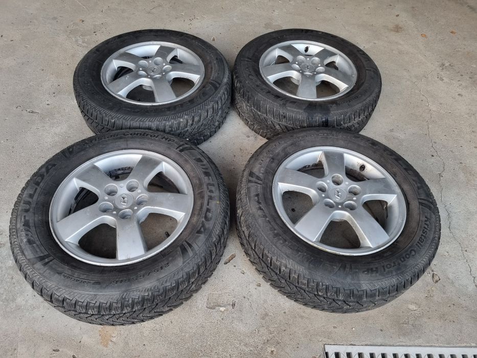 Alufelgi 16 opony zimowe 215/65/R16 5x114,3 Hyundai Tucson