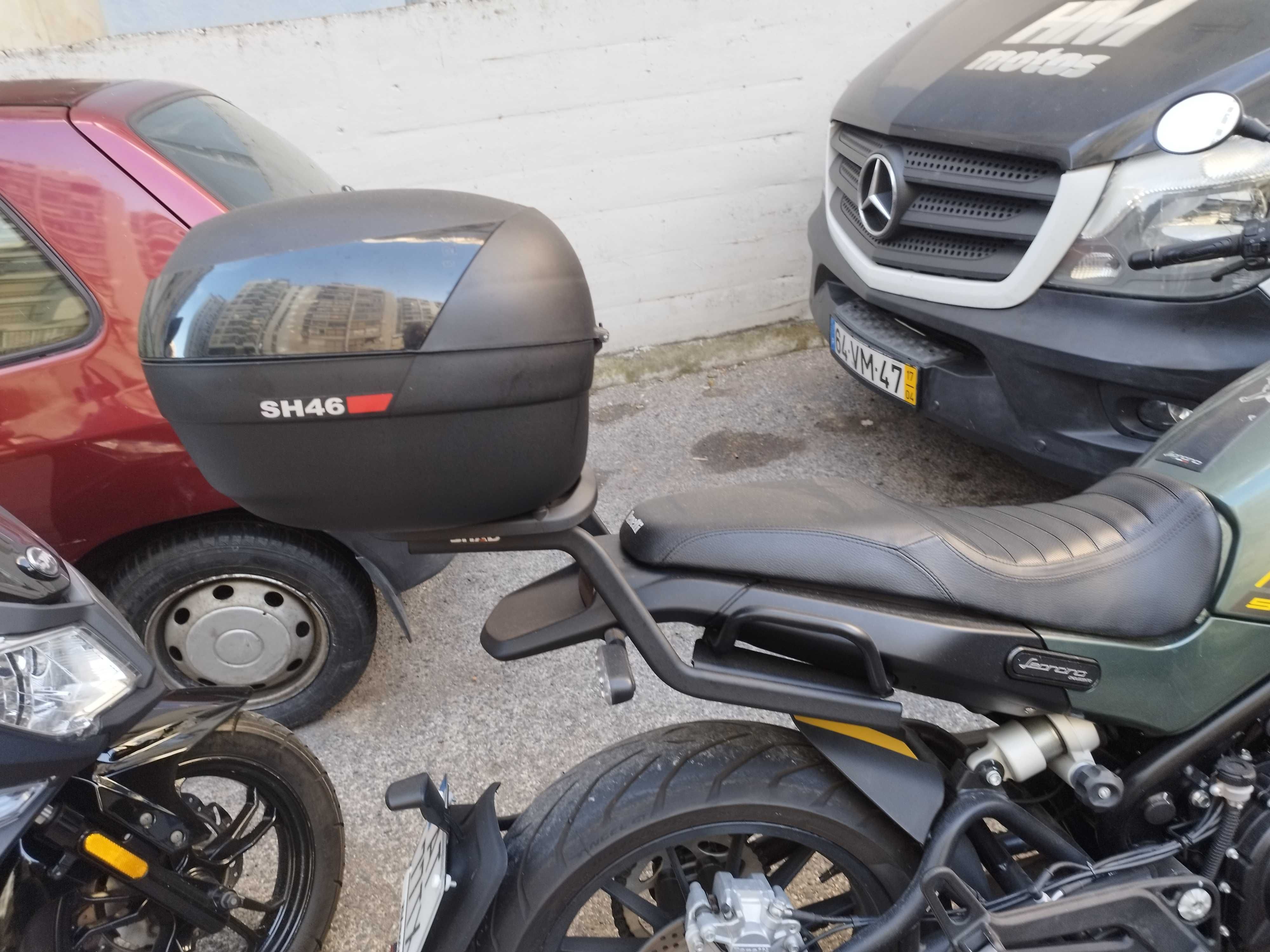 Leoncino 500 de 2022 - com mala, 1700 km