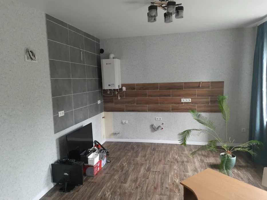 (13)  Продам два частных дома на участке