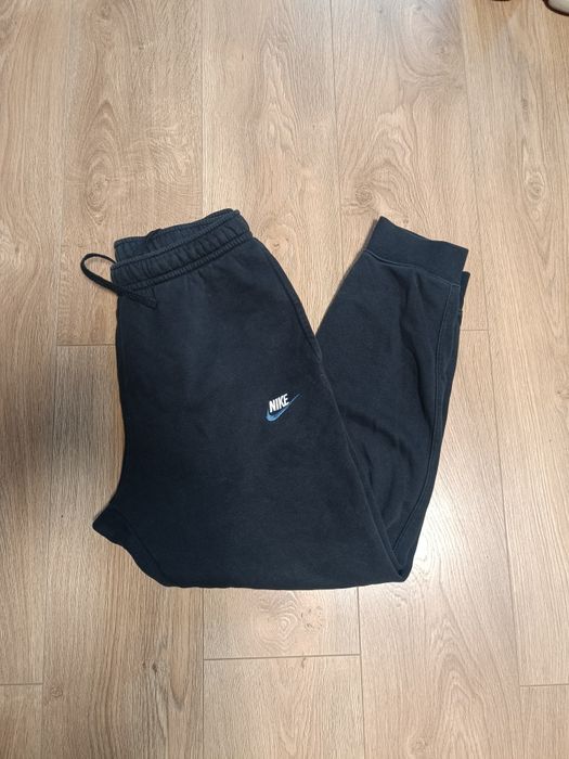 Спортивні штани Nike