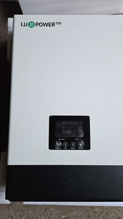 Гібридний інвертор LUXPOWER SNA5000