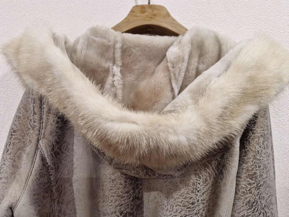 Продам дублянку жіночу.