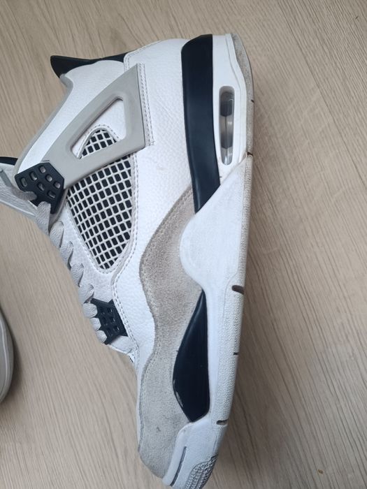 Jordan 4 Military Black