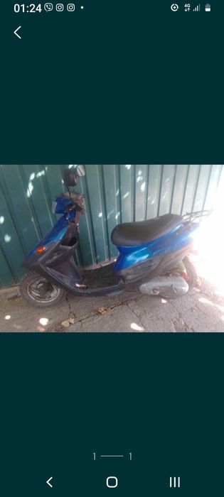 Скутер ямаха на ходу
