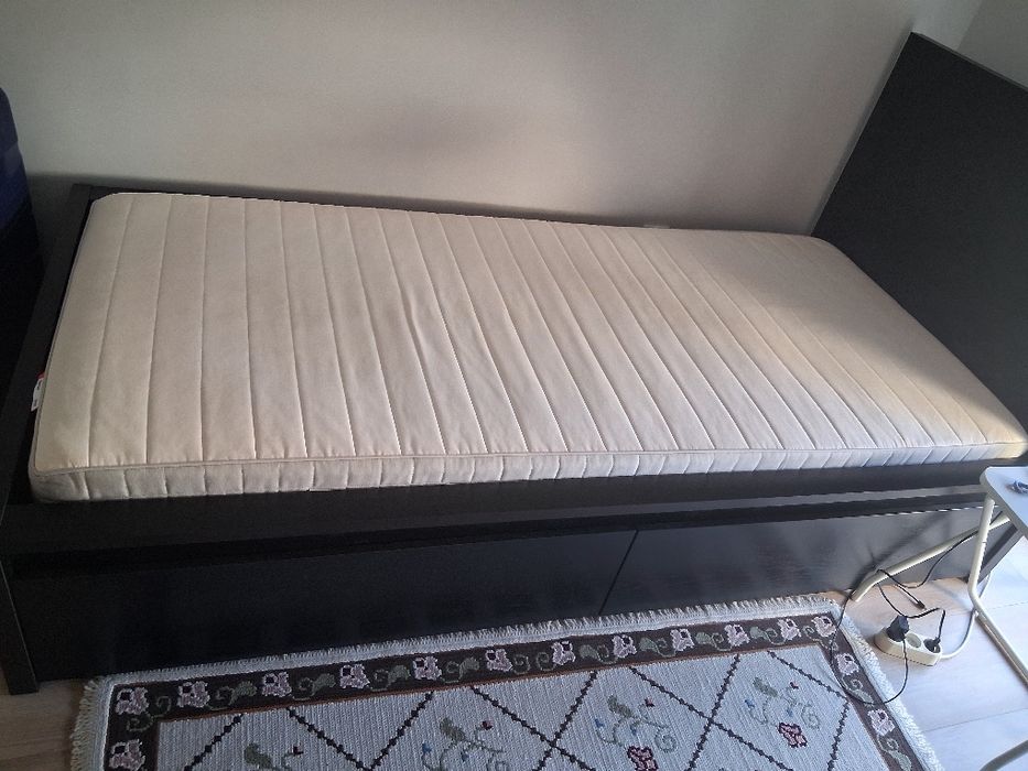 Cama MALM IKEA solteiro