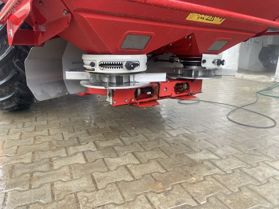 Rozsiewacz Kverneland exacta cl