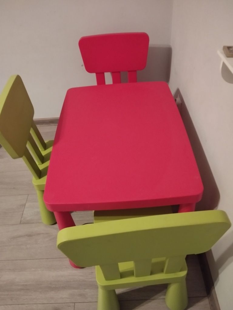 Stół z 3 krzesłami ikea