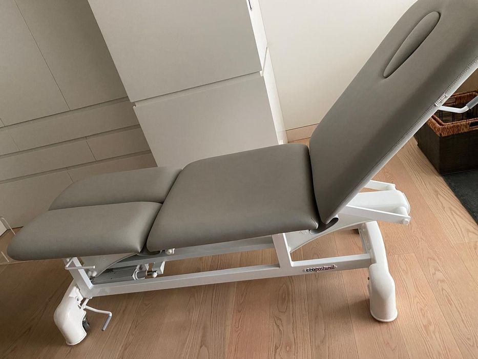 Marquesa (fisioterapia/podologia/estética) elétrica