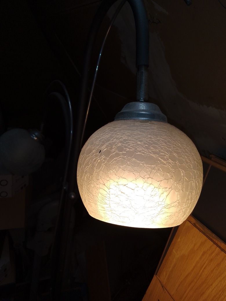 Lampa stojaca na 2 żarówki