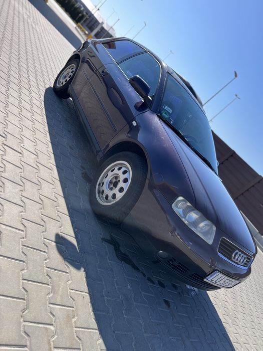 Audi A3 1.6 benzyna