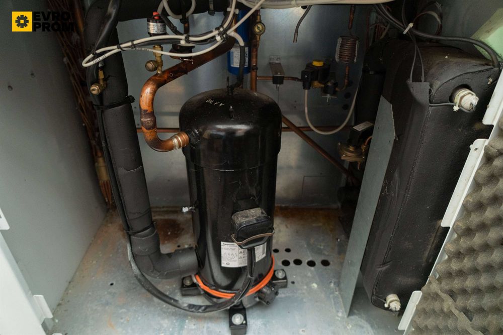 Чіллер / Чиллер RHOSS TCAEY133 33.8 кВт.  Охолоджувач рідини.