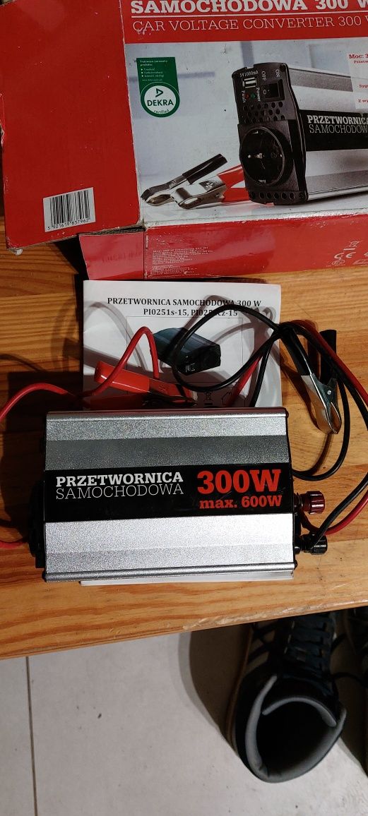 Przetwornica 12v 300W USB