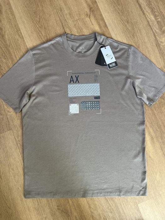 Футболка Armani Exchange S plus-М