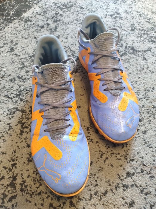 Buty piłkarskie, turfy PUMA rozm. 43