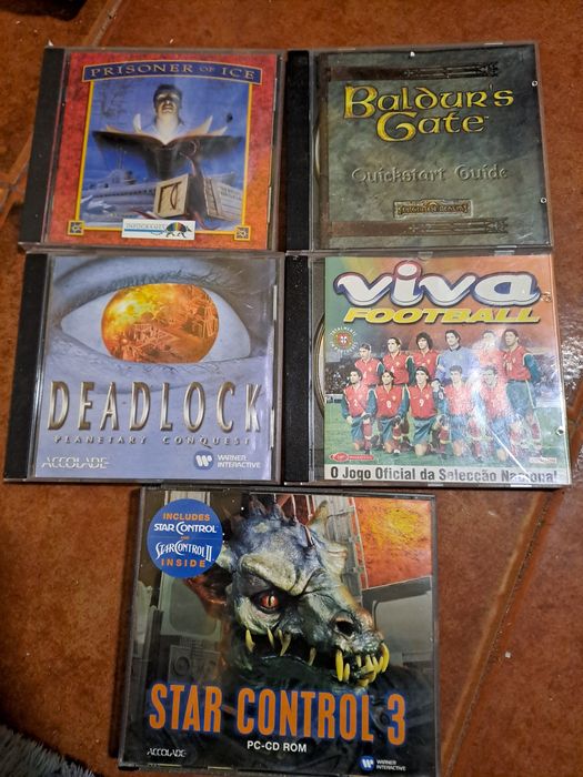 Jogos de CD, que é para jogar no PC, cada um 5 euros