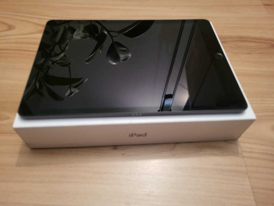iPad 8 generacji 128 GB