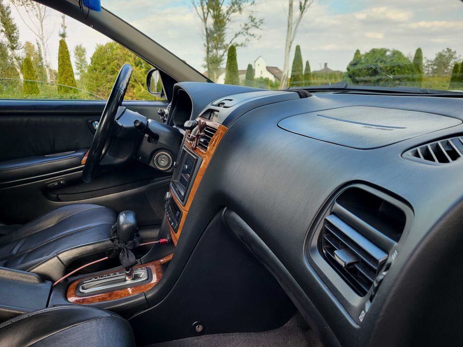 КРАСИВАЯ И УХОЖЕННАЯ Nissan-Maxima -Автомат